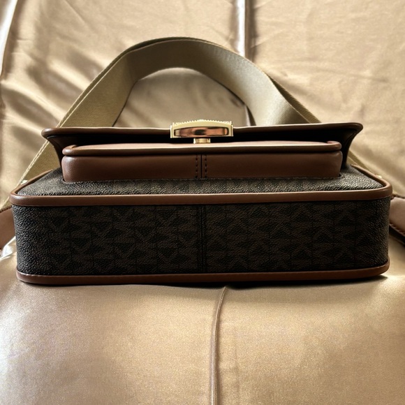 NWT MICHAEL Michael Kors Bradshaw Crossbody Bag Brown MK Signature + Care Card - Picture 5 of 7
